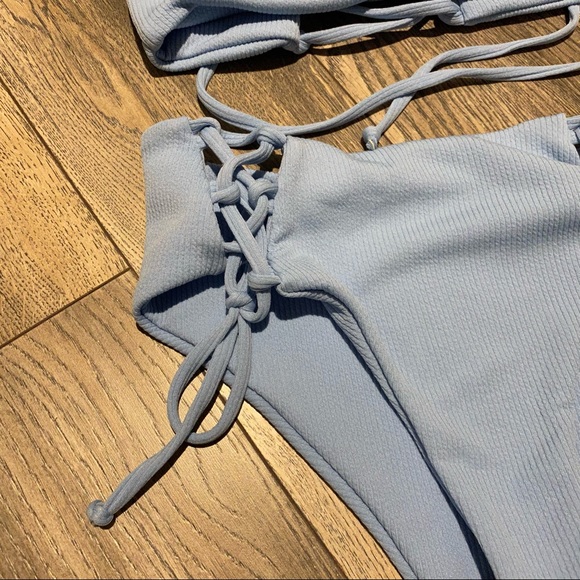 Zaful Bandeau Bikini Set - Picture 3 of 10